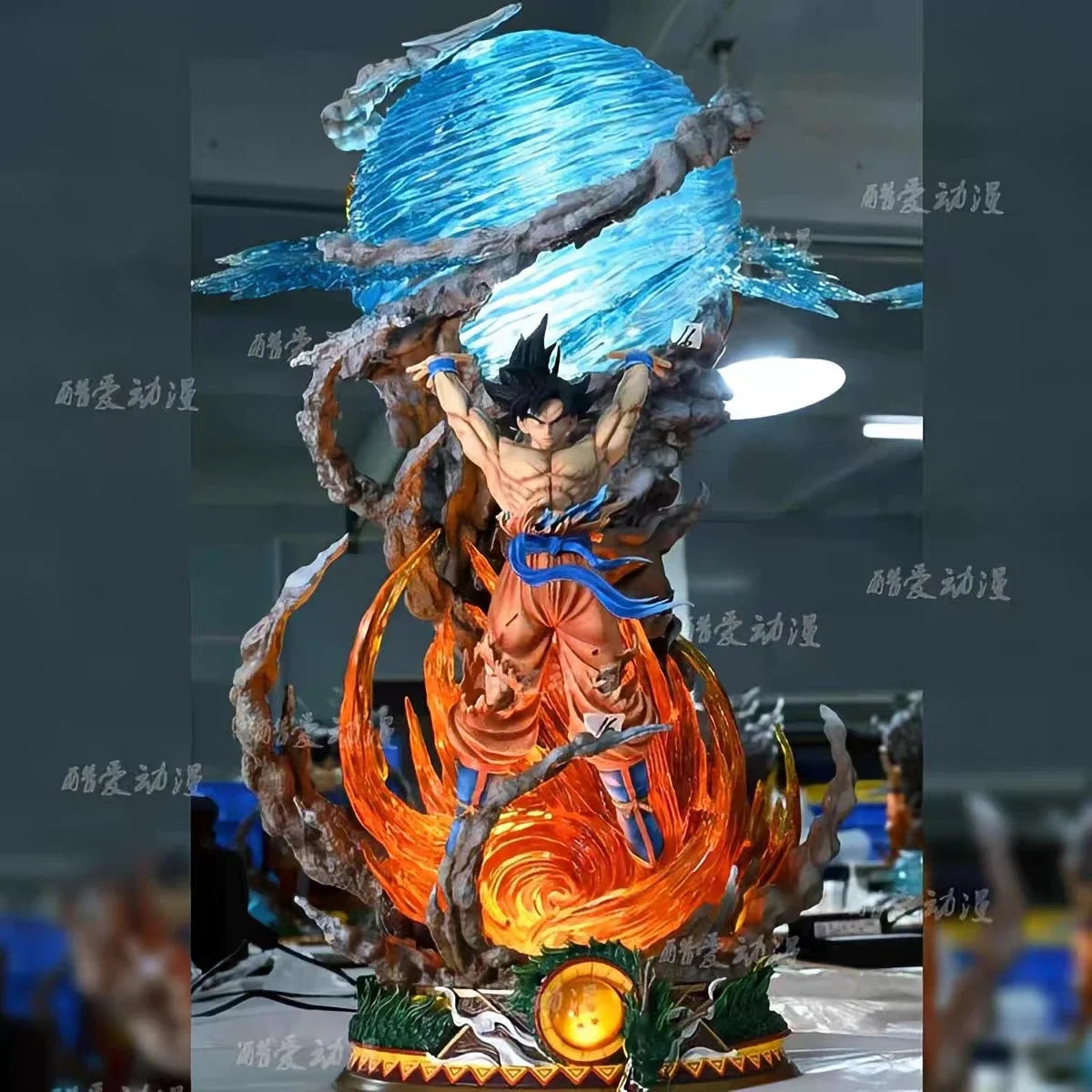 Luminous Super Genki Bomb Son Goku Figure